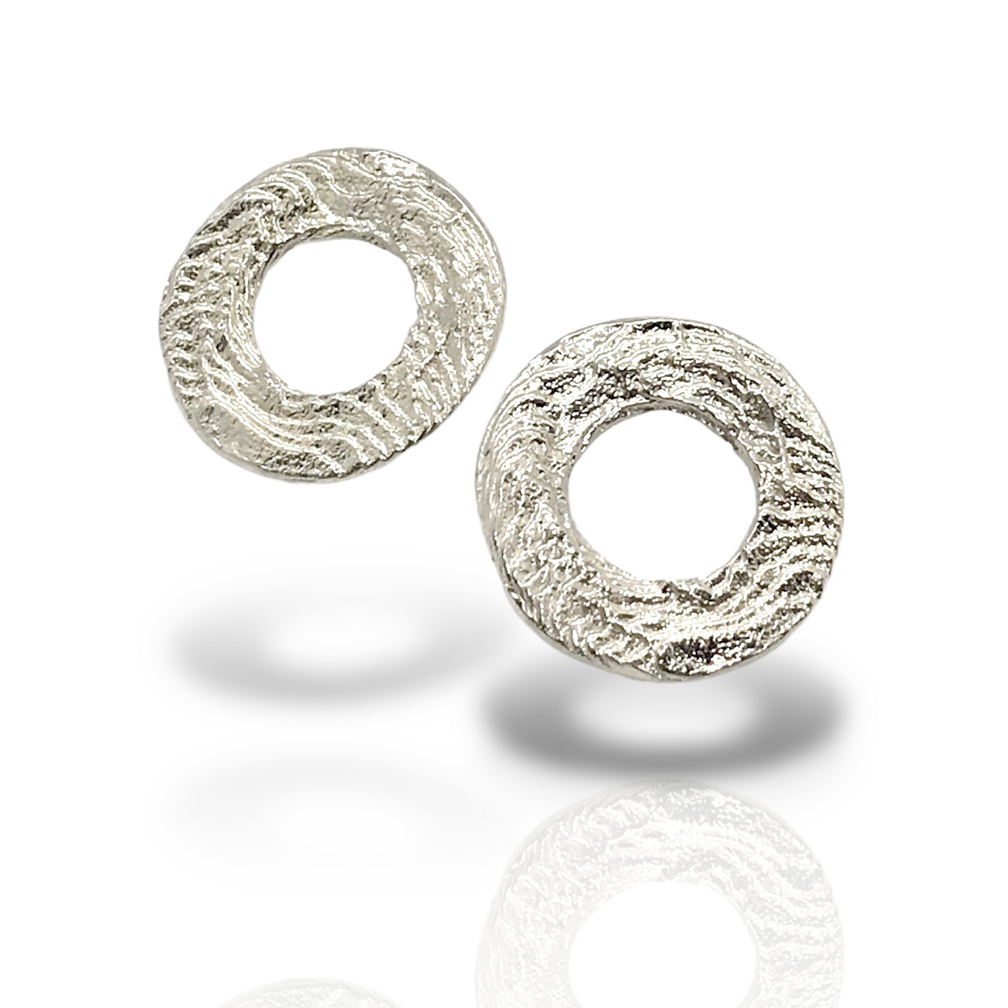Gyre Stud